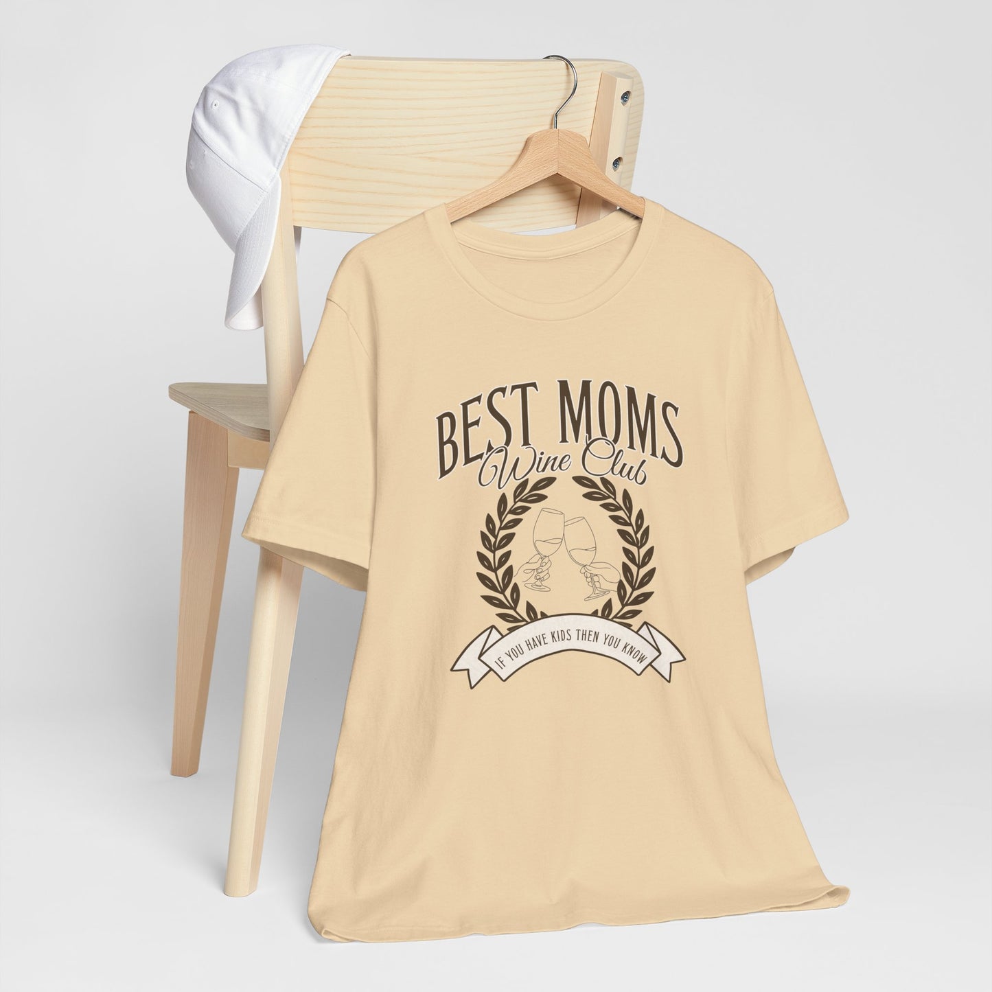 Best Moms Wine Club Tee - Unisex Short Sleeve T-Shirt for Wine Lovers